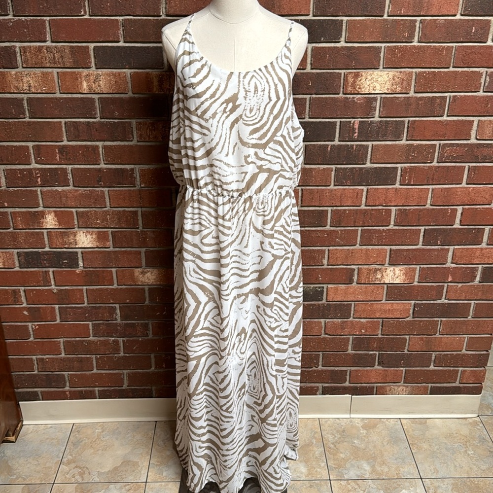 Simply Noelle Wild‎ at Heart Tan & White Animal Print Maxi Dress Size XXL